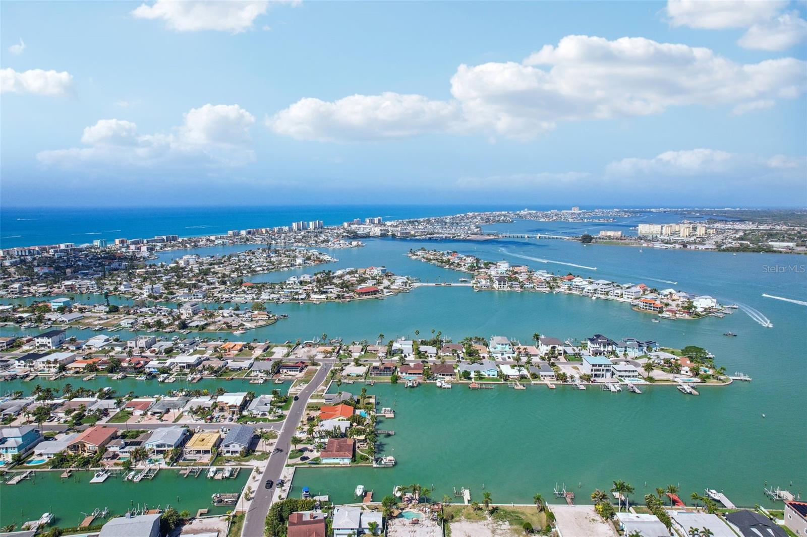 CRYSTAL ISLAND - Residential