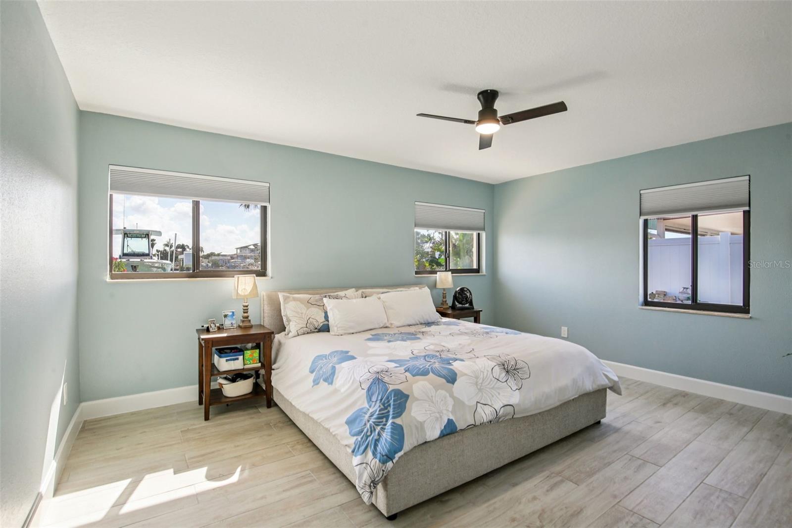 CRYSTAL ISLAND - Residential