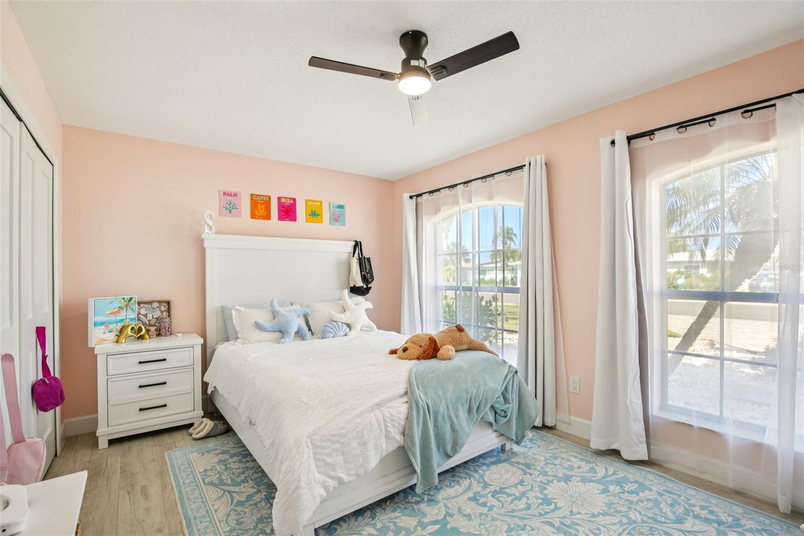 CRYSTAL ISLAND - Residential