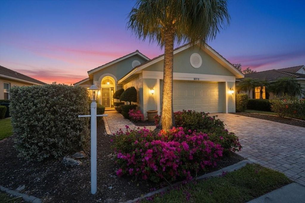 Photo of 5013 Seagrass Drive, Venice, FL 34293 (MLS # A4688201)