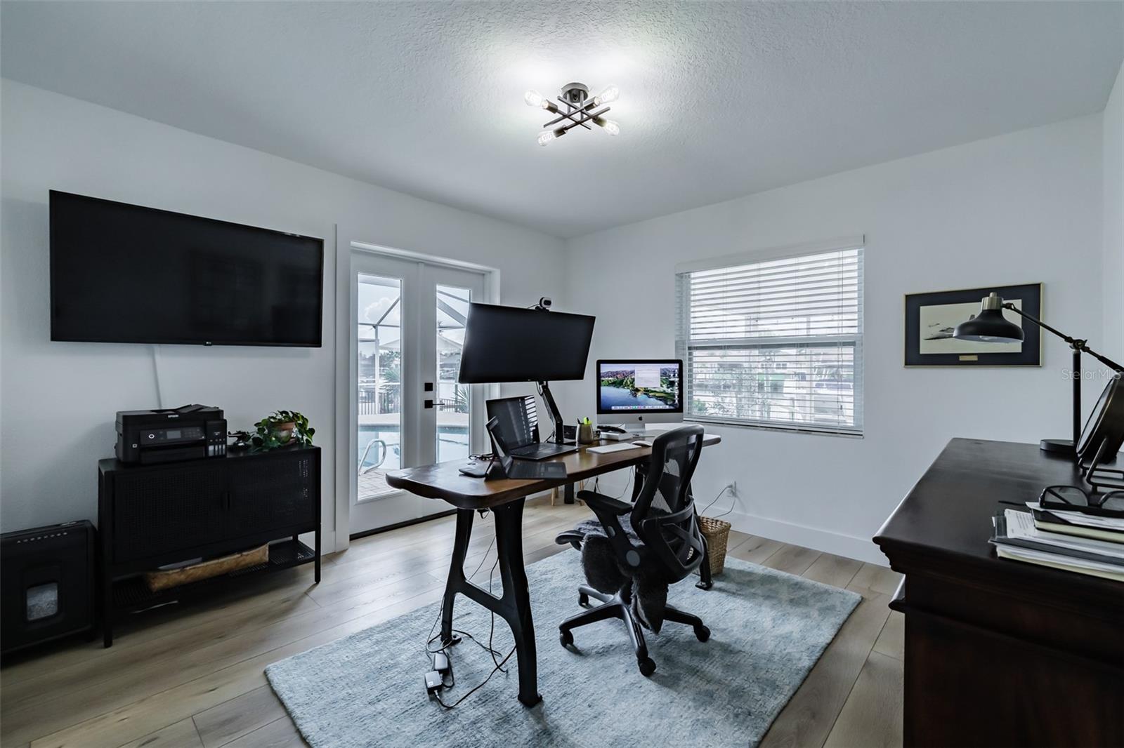 A RESUB OF A POR OF APOLLO - Residential