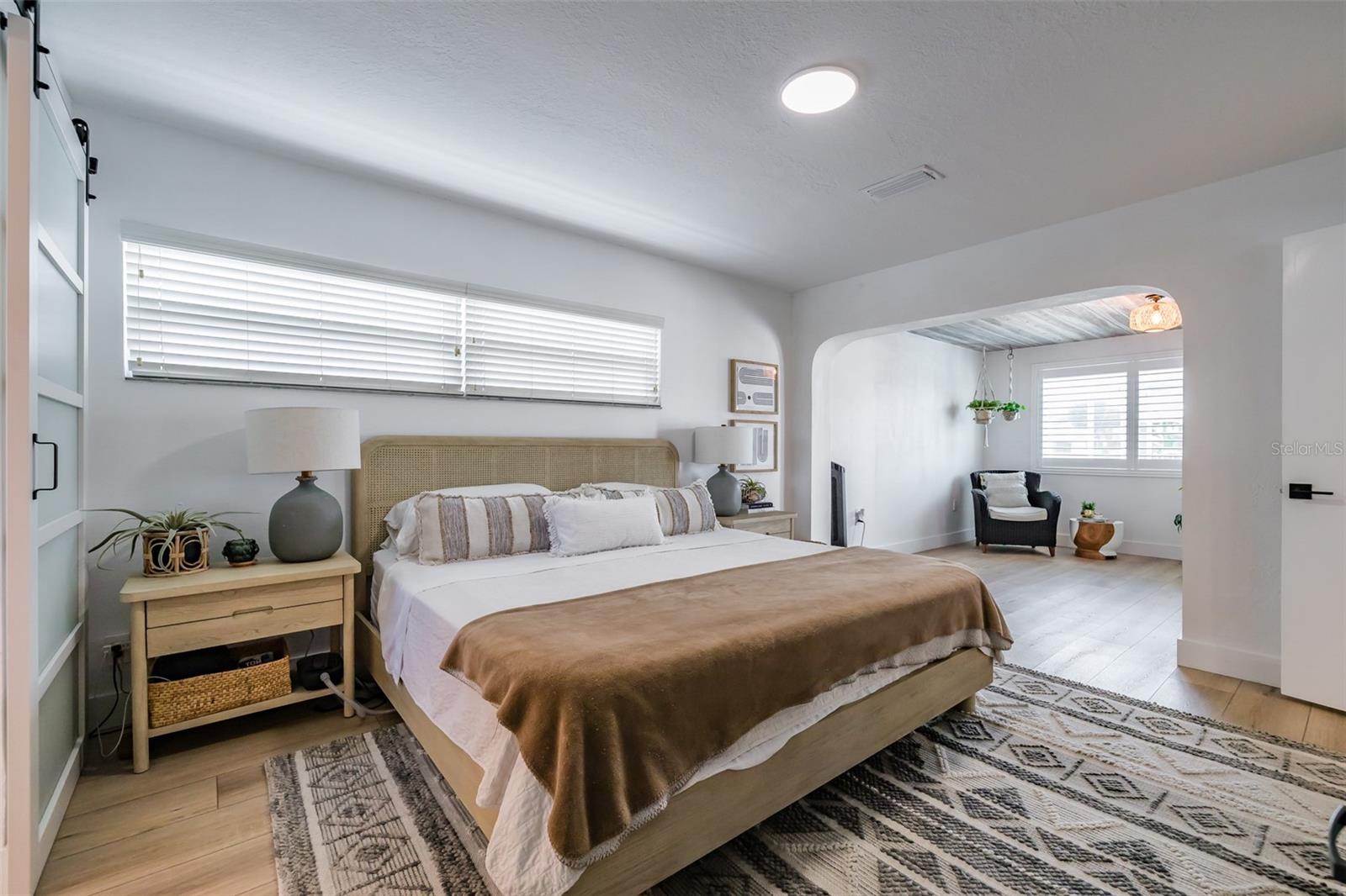 A RESUB OF A POR OF APOLLO - Residential