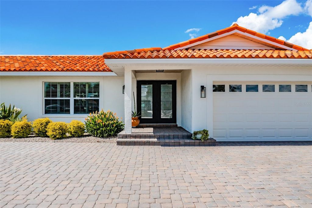 Photo of 917 Chipaway Drive, Apollo Beach, FL 33572 (MLS # TB8464740)