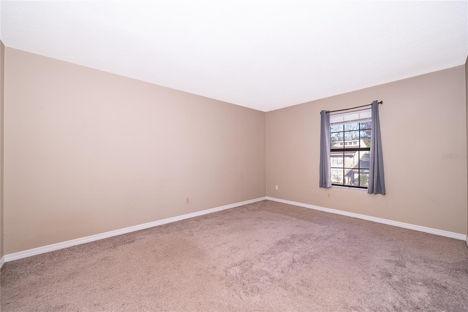 FERNBROOK TRAILS - Residential