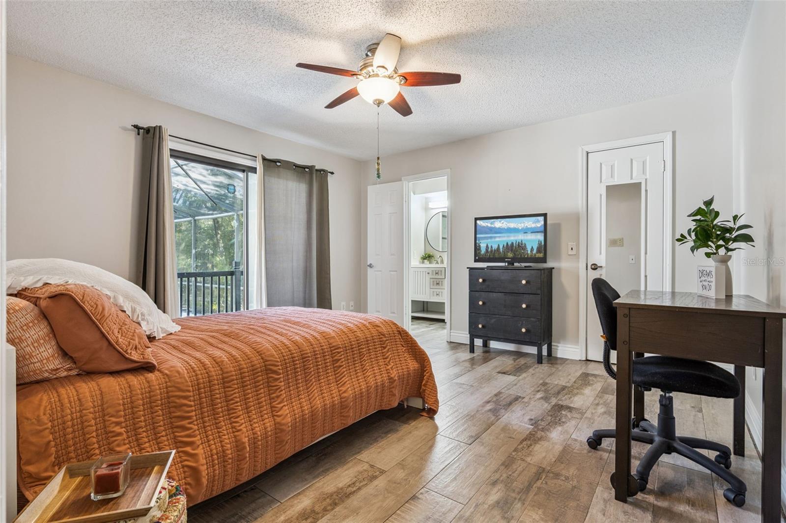 SWEETWATER OAKS SEC 07 - Residential