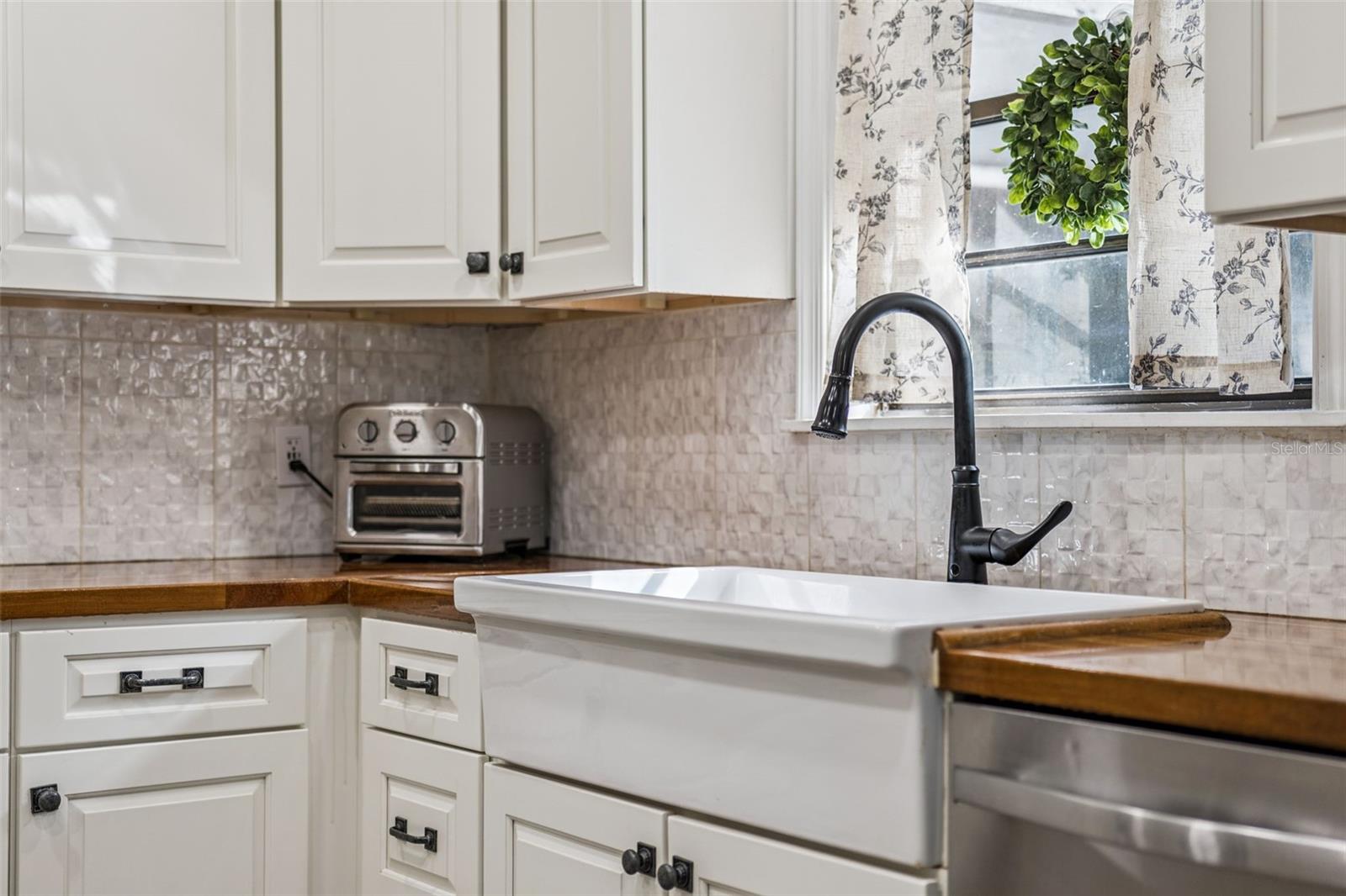 SWEETWATER OAKS SEC 07 - Residential