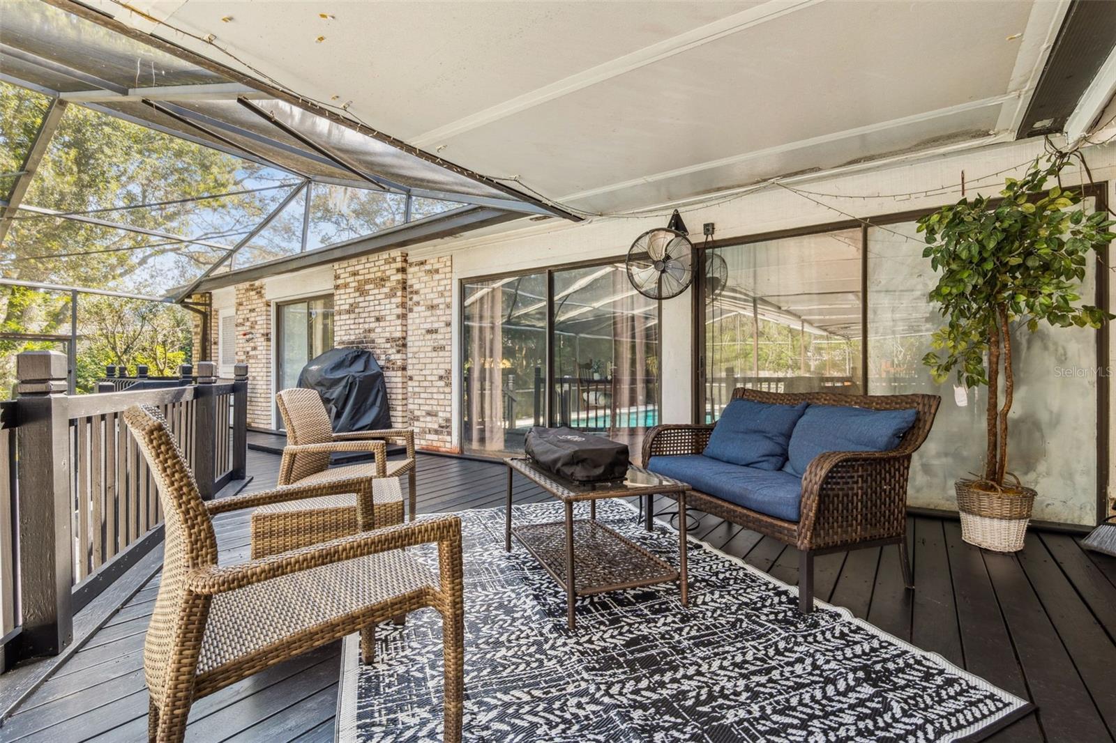 SWEETWATER OAKS SEC 07 - Residential