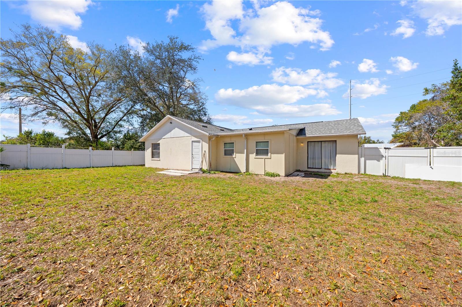 DELTONA LAKES UNIT 12 - Residential