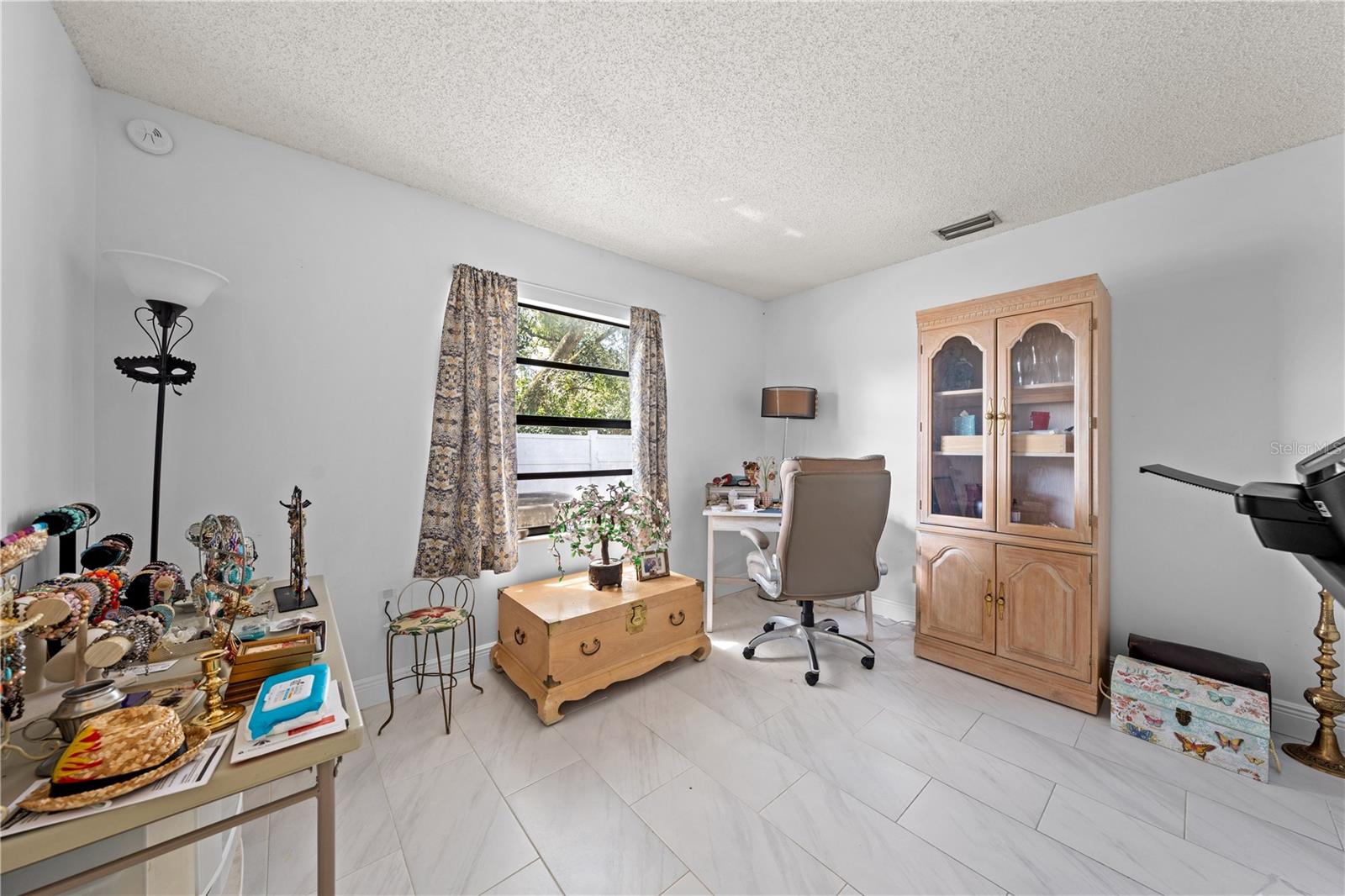 DELTONA LAKES UNIT 12 - Residential