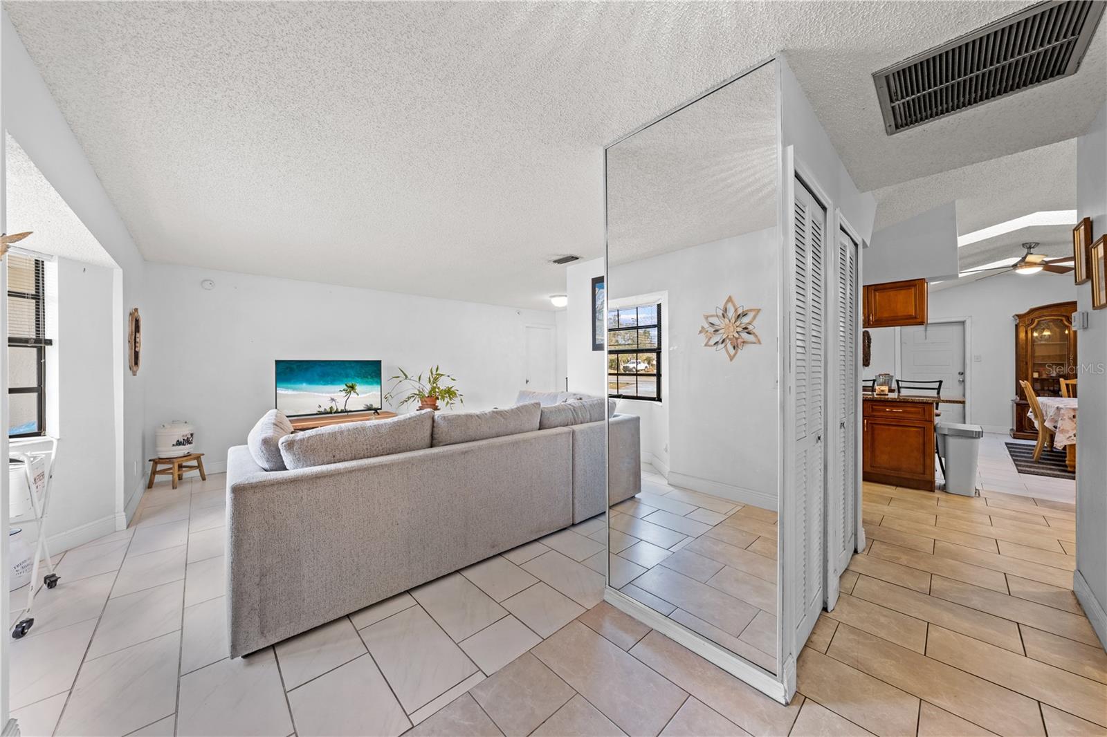 DELTONA LAKES UNIT 12 - Residential