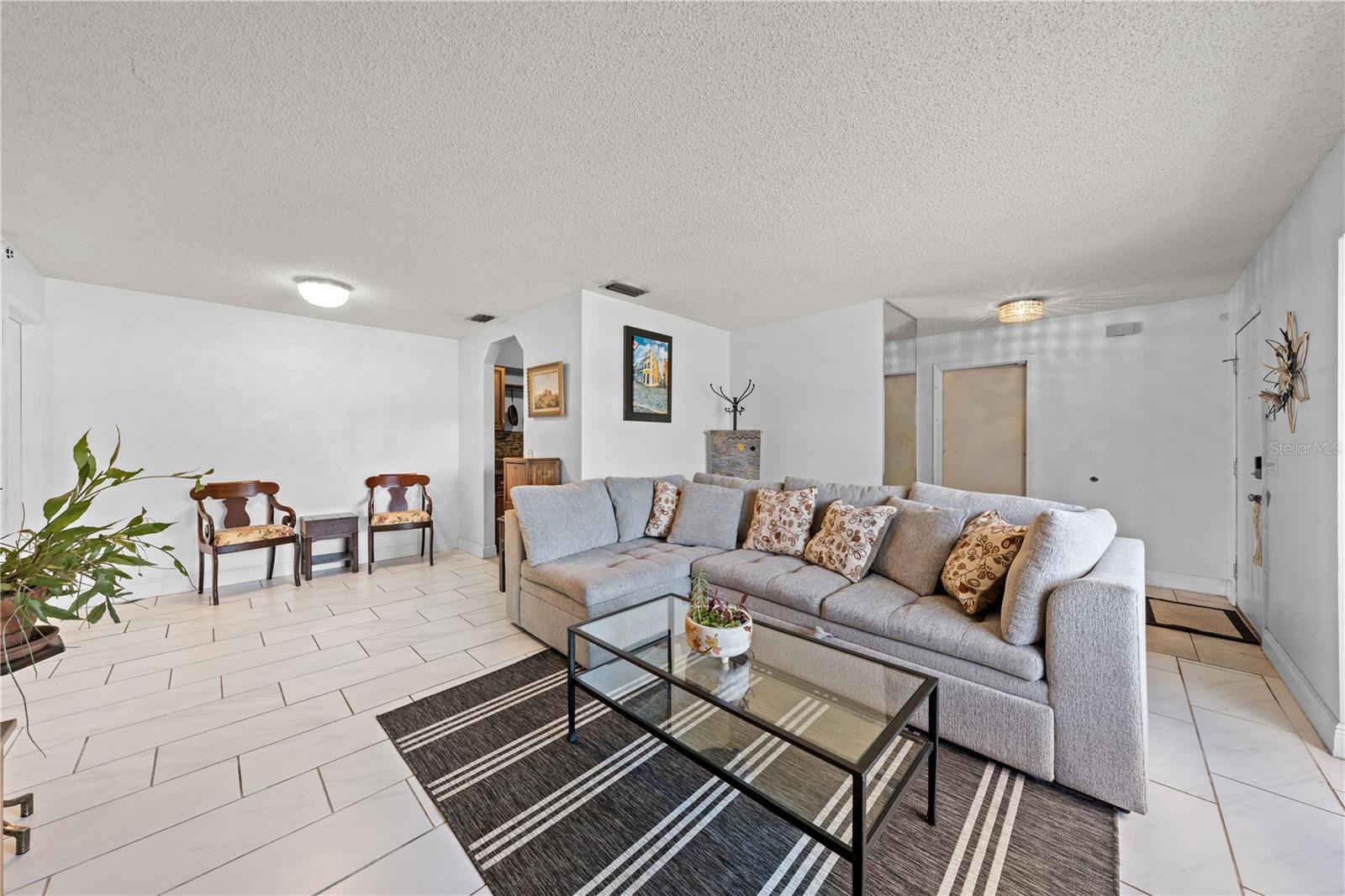 DELTONA LAKES UNIT 12 - Residential