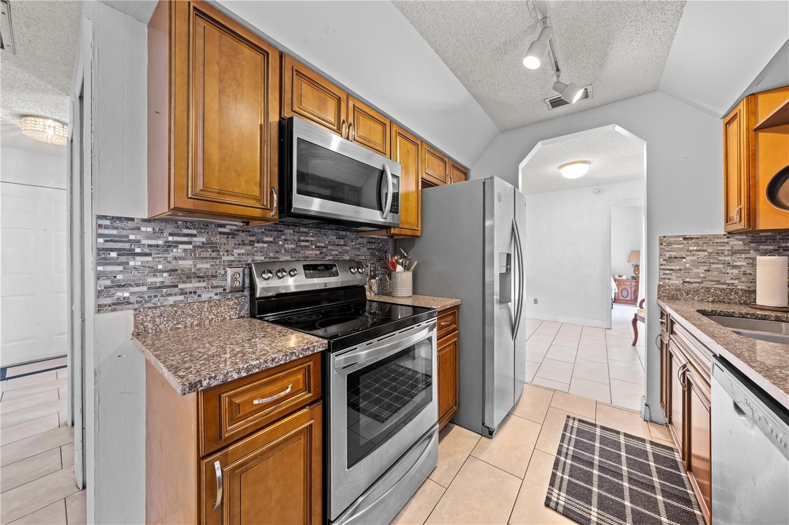 DELTONA LAKES UNIT 12 - Residential