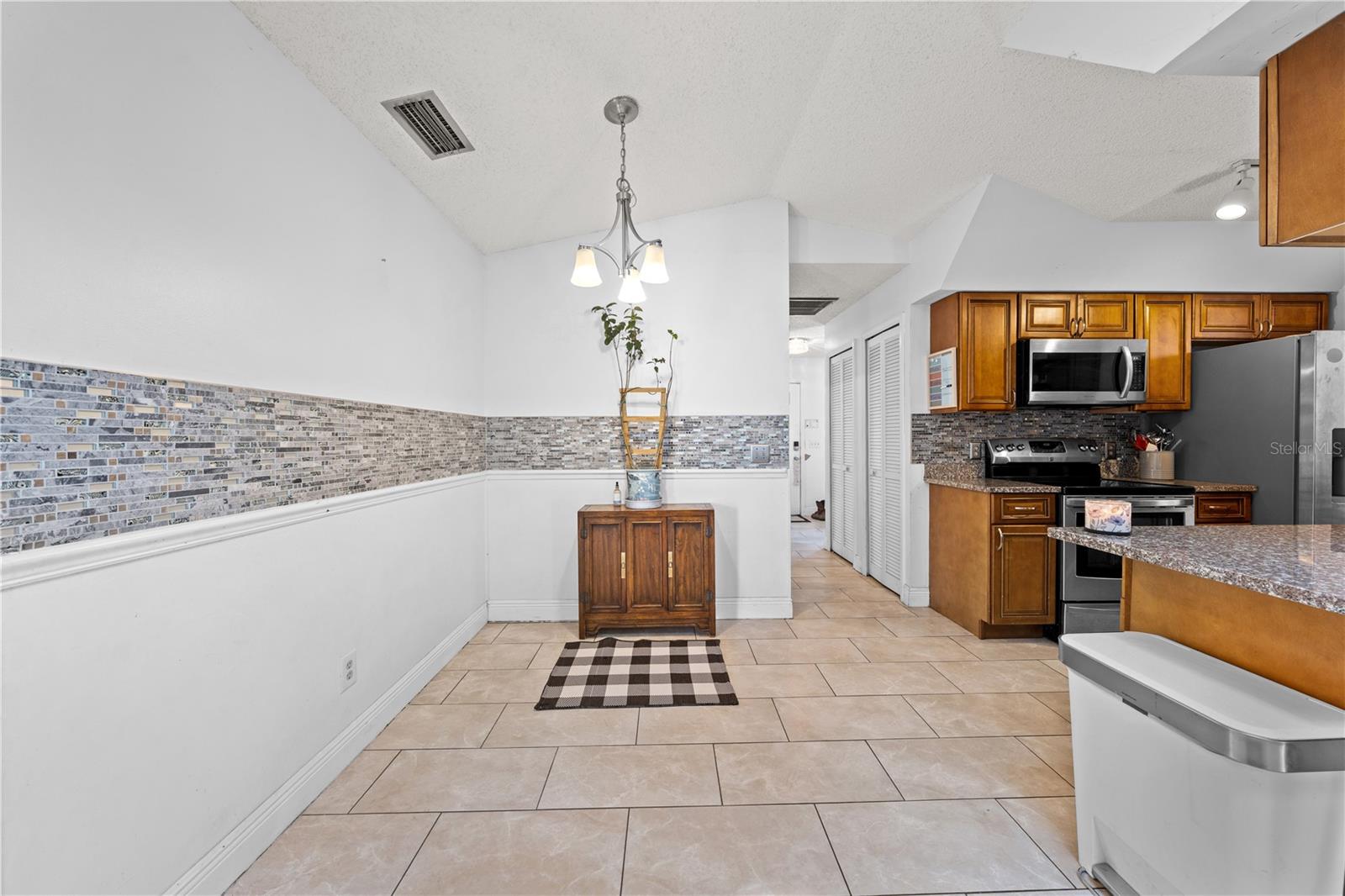 DELTONA LAKES UNIT 12 - Residential