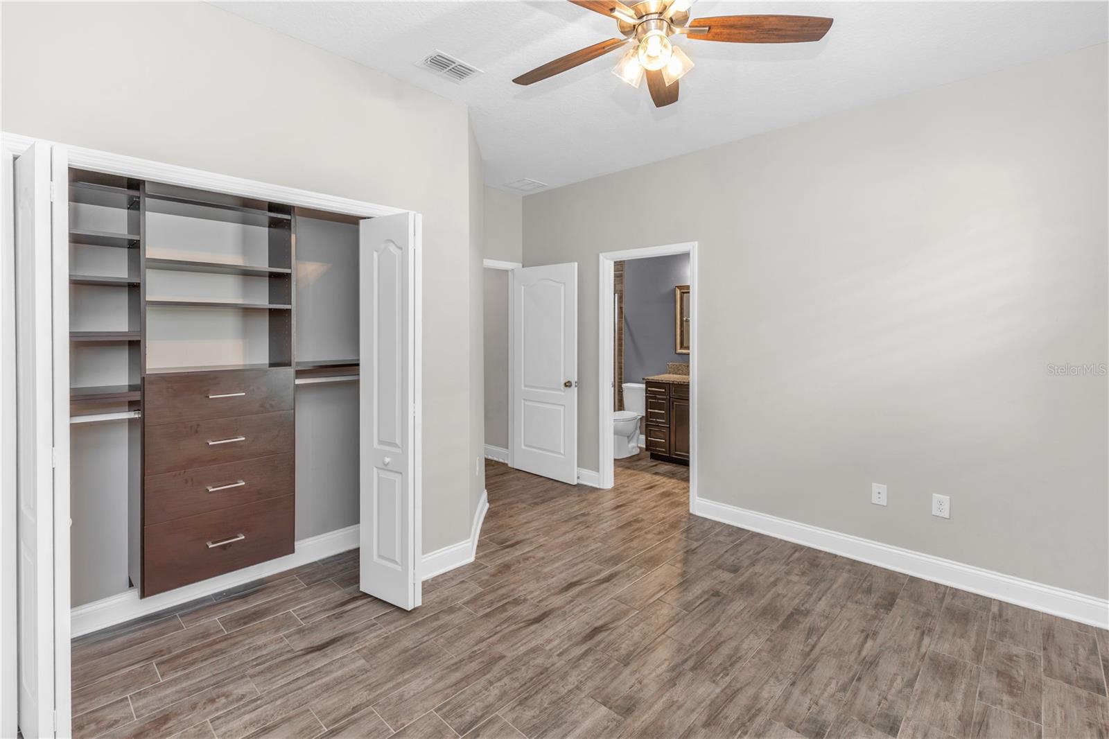 LUKAS LANDING - Residential