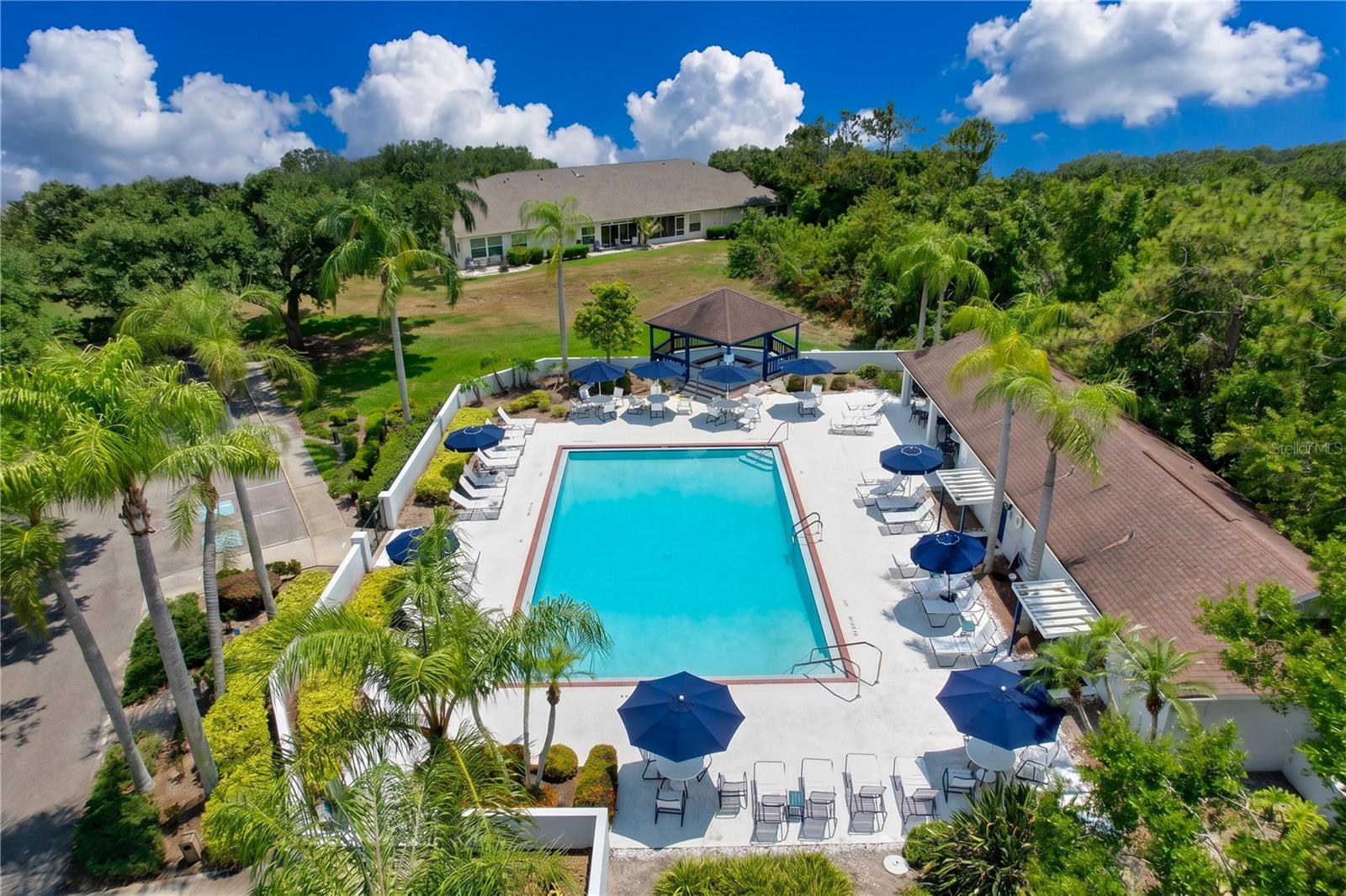 NANTUCKET III CONDO - Residential