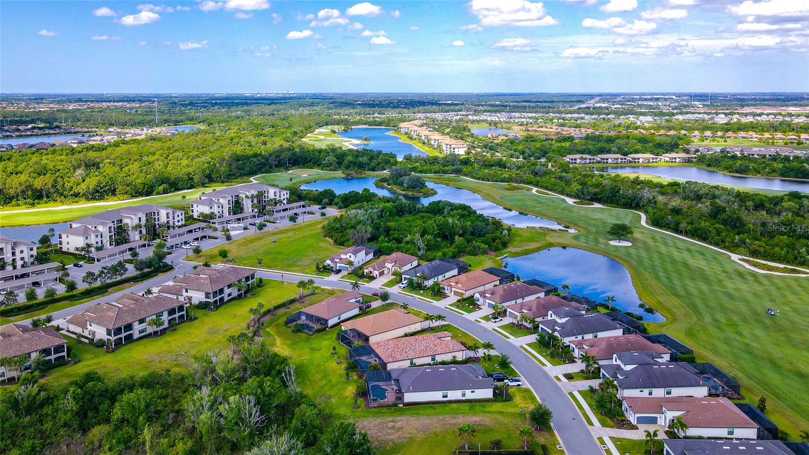 LAKEWOOD NATIONAL - Residential