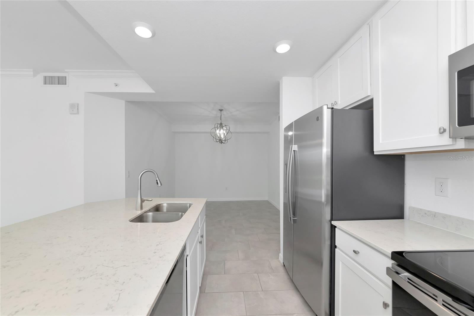 LAKEWOOD NATIONAL - Residential