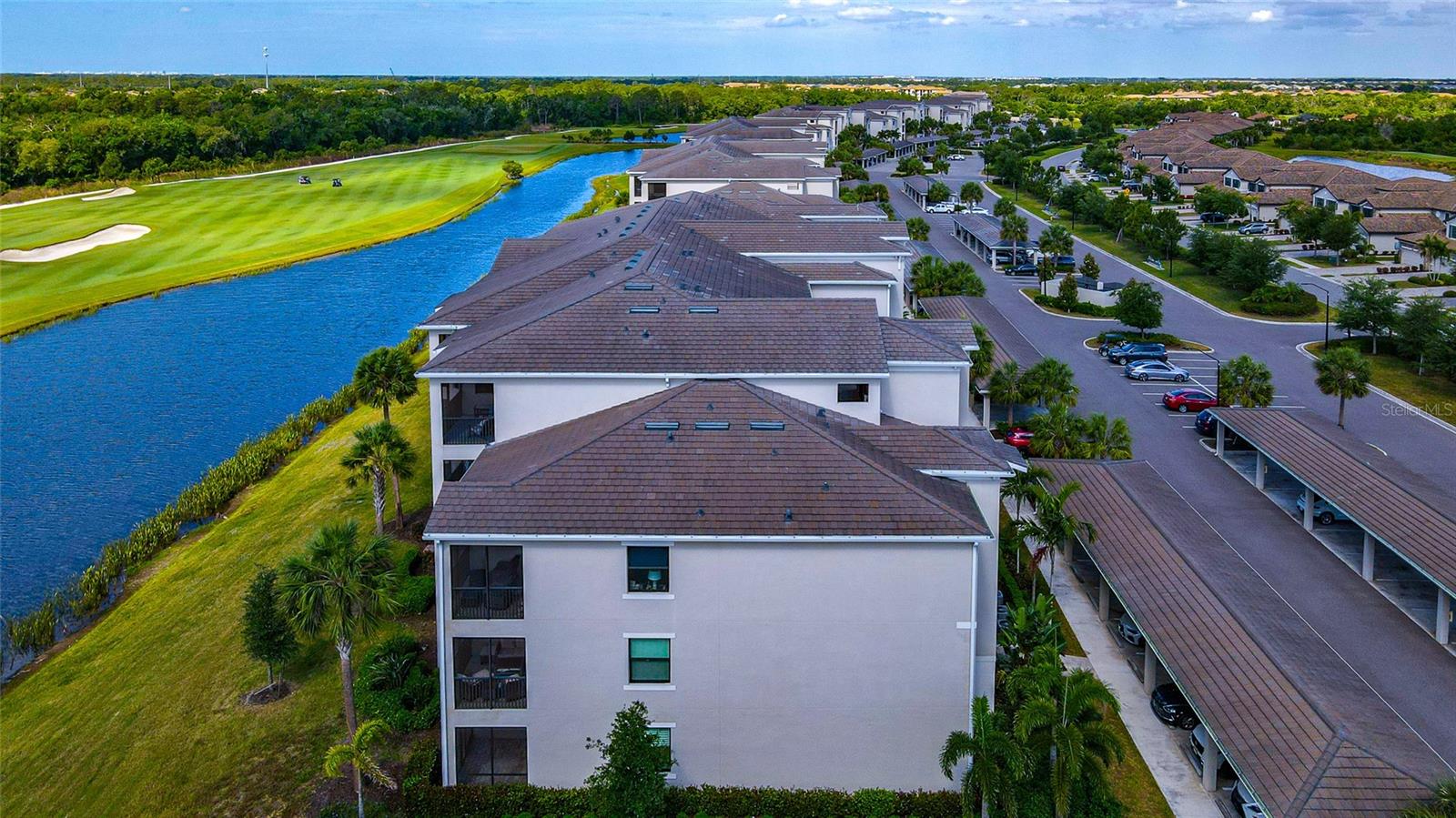 LAKEWOOD NATIONAL - Residential