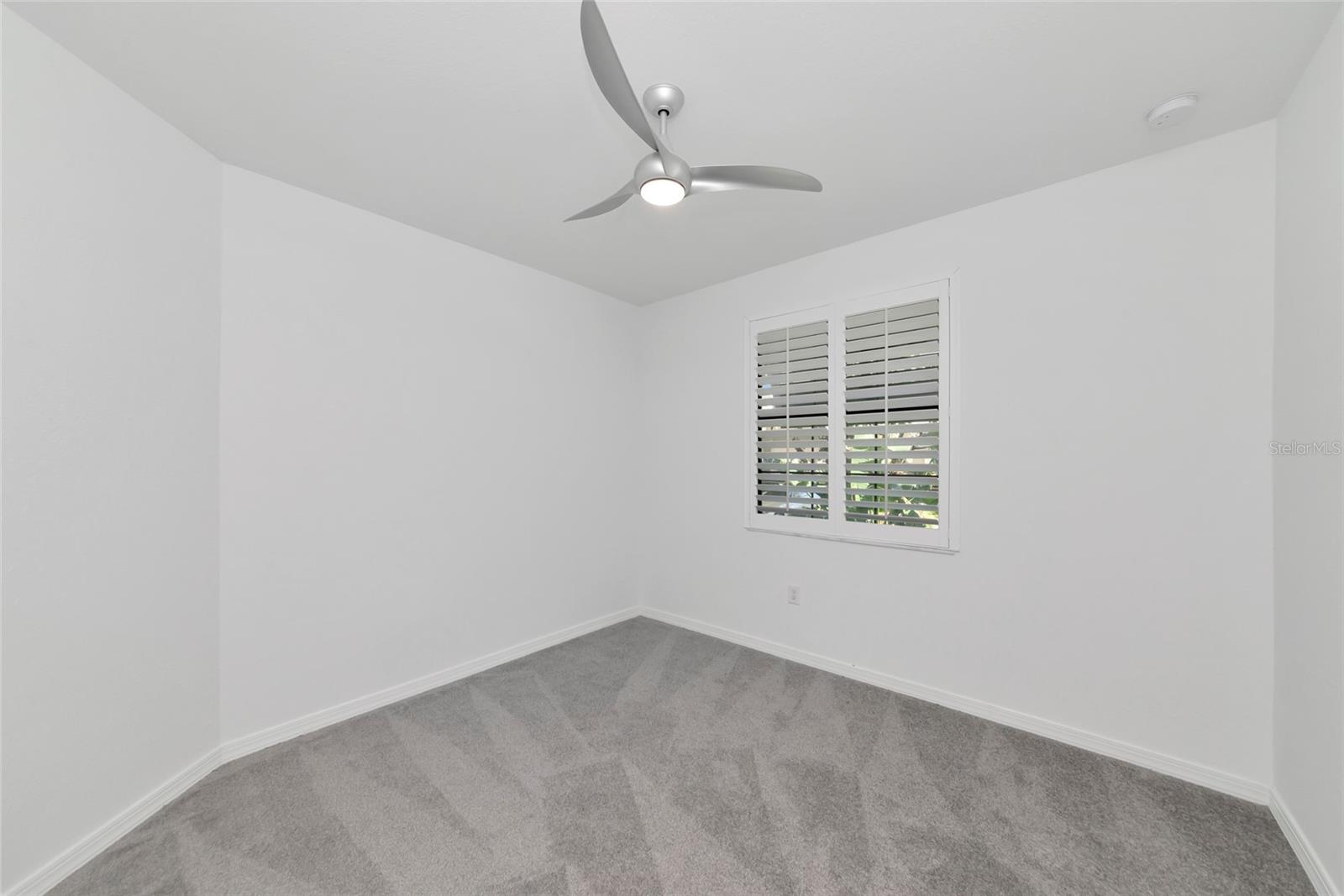 LAKEWOOD NATIONAL - Residential