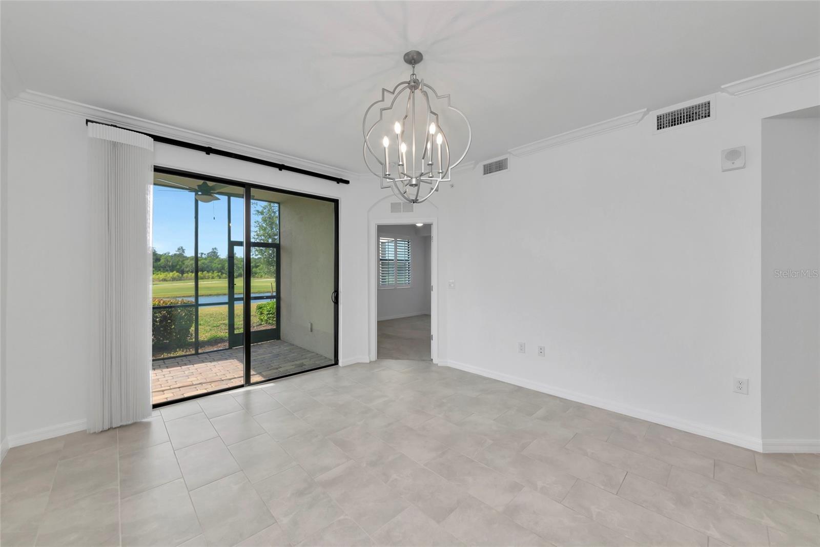 LAKEWOOD NATIONAL - Residential