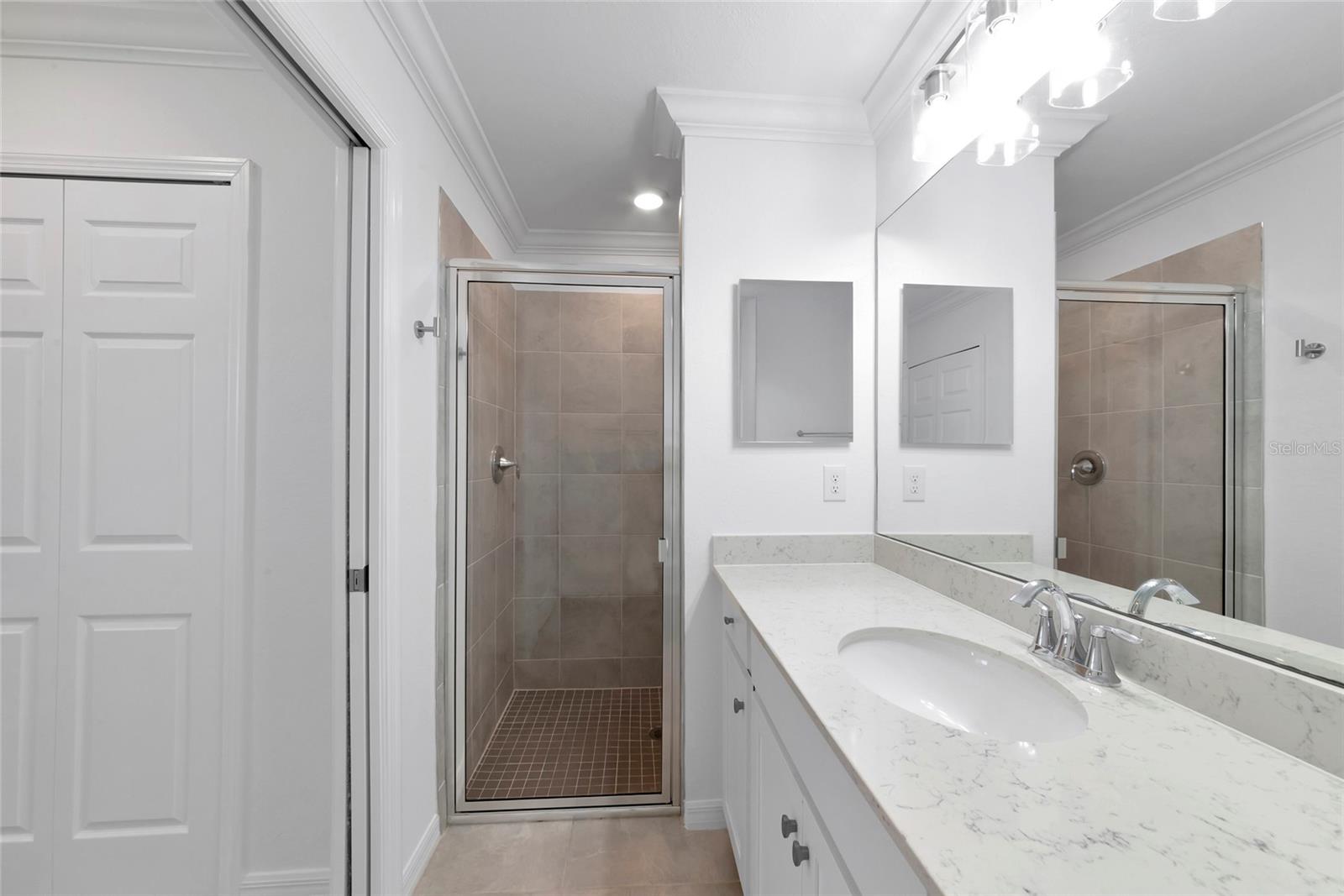 LAKEWOOD NATIONAL - Residential