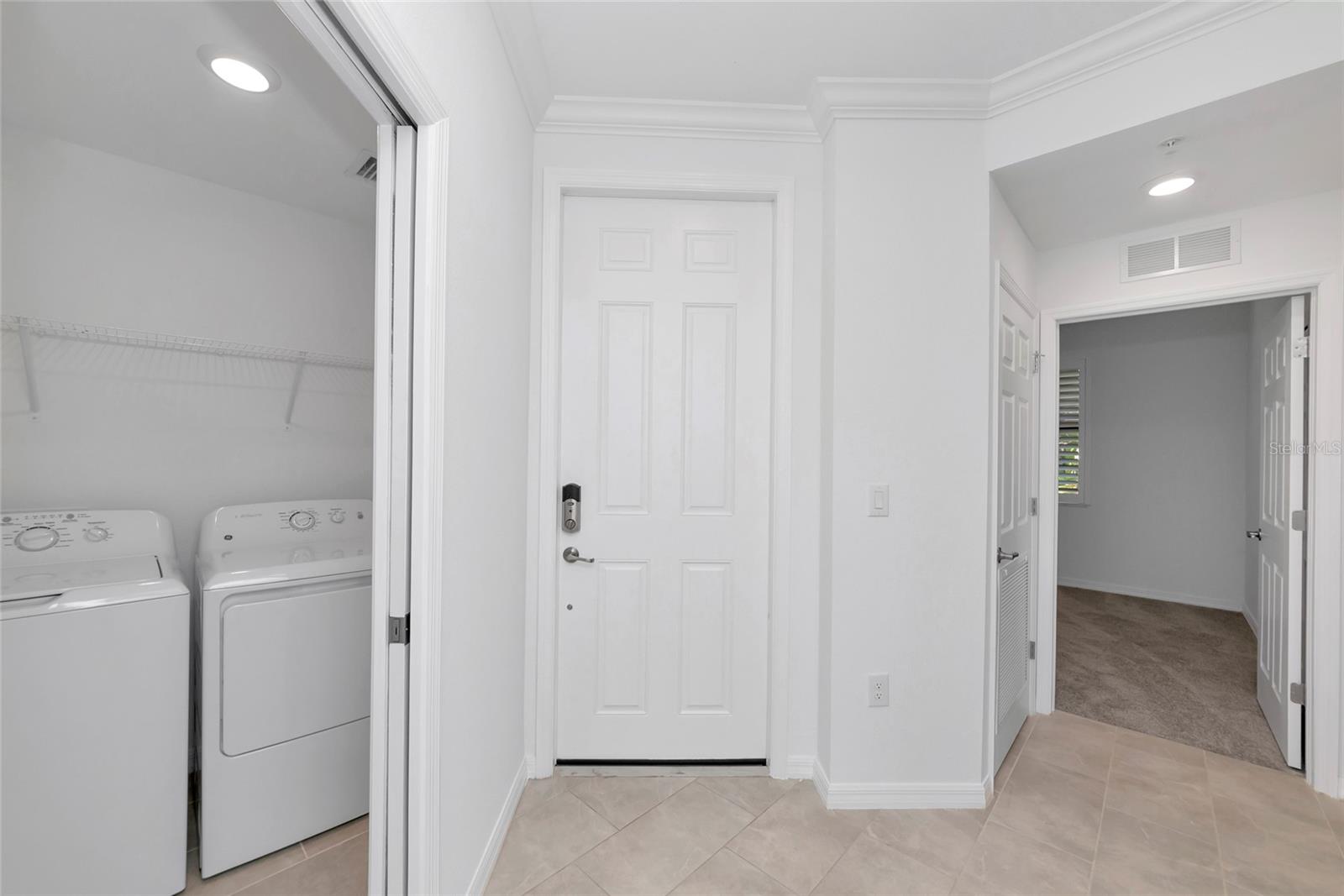 LAKEWOOD NATIONAL - Residential
