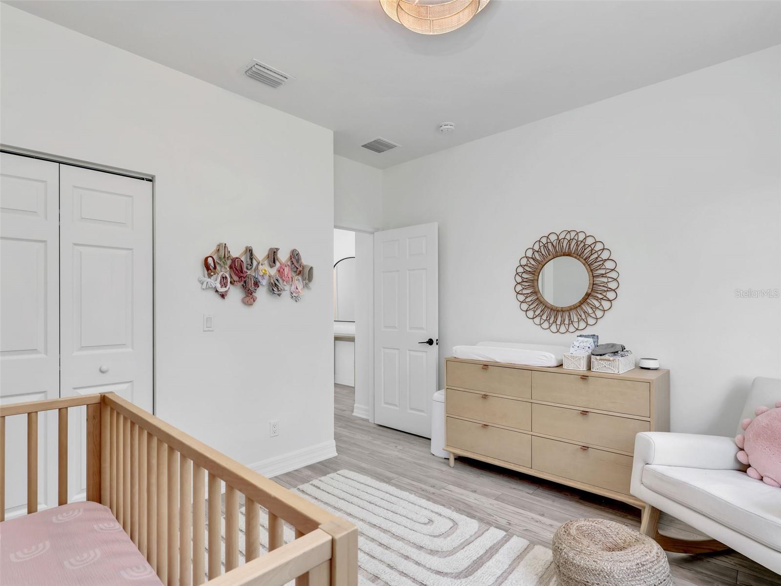 SATURNIA LAKES 1 - Residential