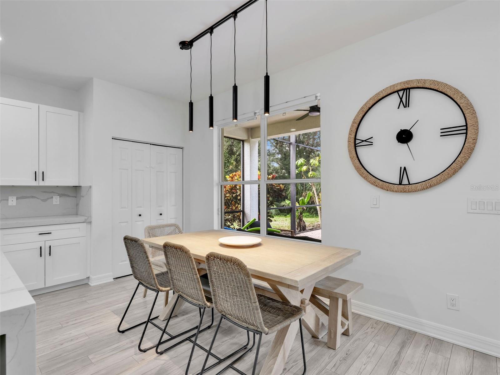 SATURNIA LAKES 1 - Residential