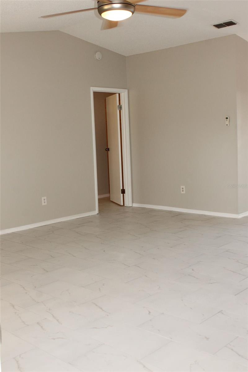 VALENCIA HILLS - Residential Lease