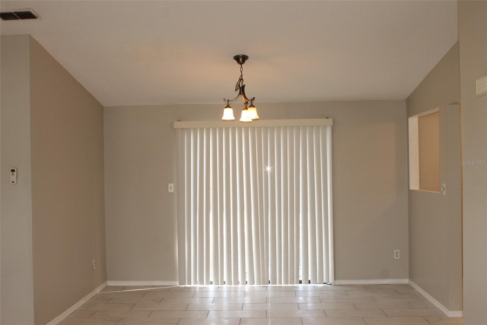 VALENCIA HILLS - Residential Lease