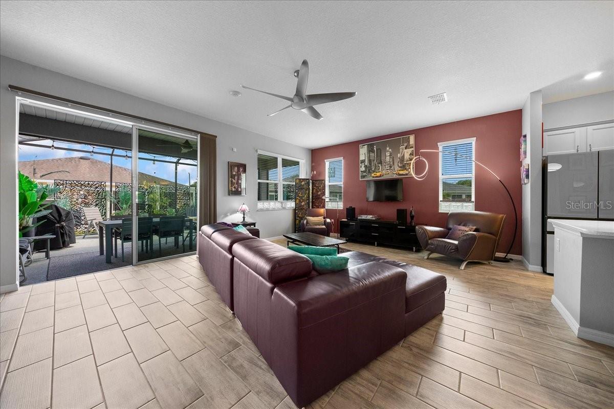 INDIGO EAST - Residential