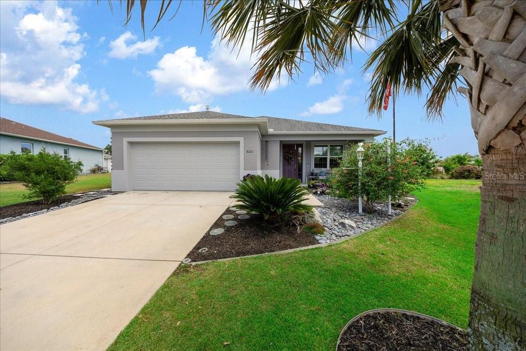 Photo of 8221 SW 78th Terrace Road, Ocala, FL 34476 (MLS # OM723919)