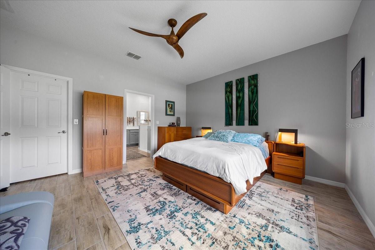 INDIGO EAST - Residential