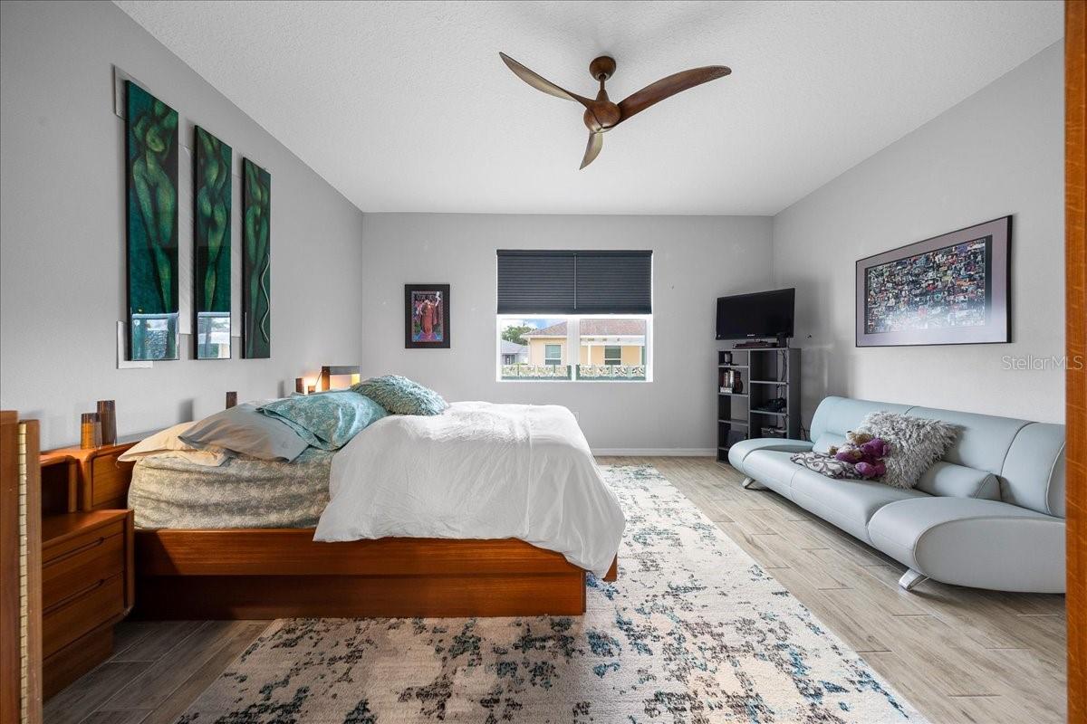 INDIGO EAST - Residential