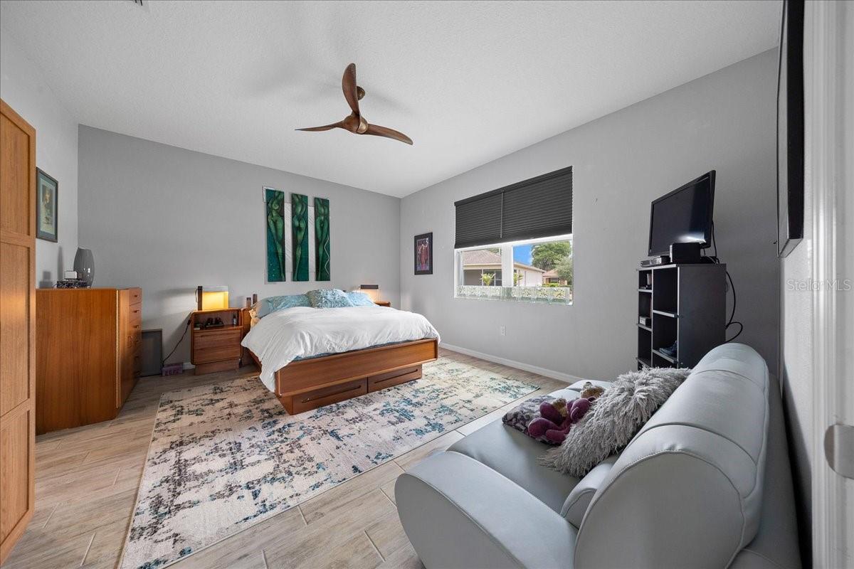 INDIGO EAST - Residential