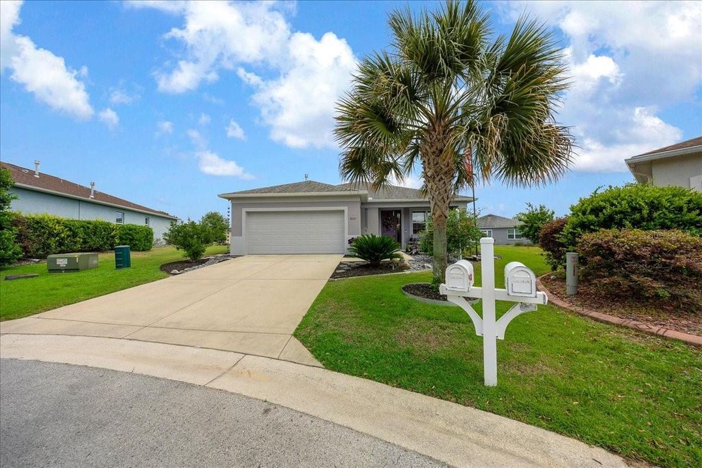 Photo of 8221 SW 78th Terrace Road, Ocala, FL 34476 (MLS # OM723919)