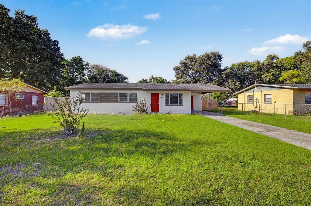 Photo of 1807 E Ohio Street, Plant City, FL 33563 (MLS # TB8500655)