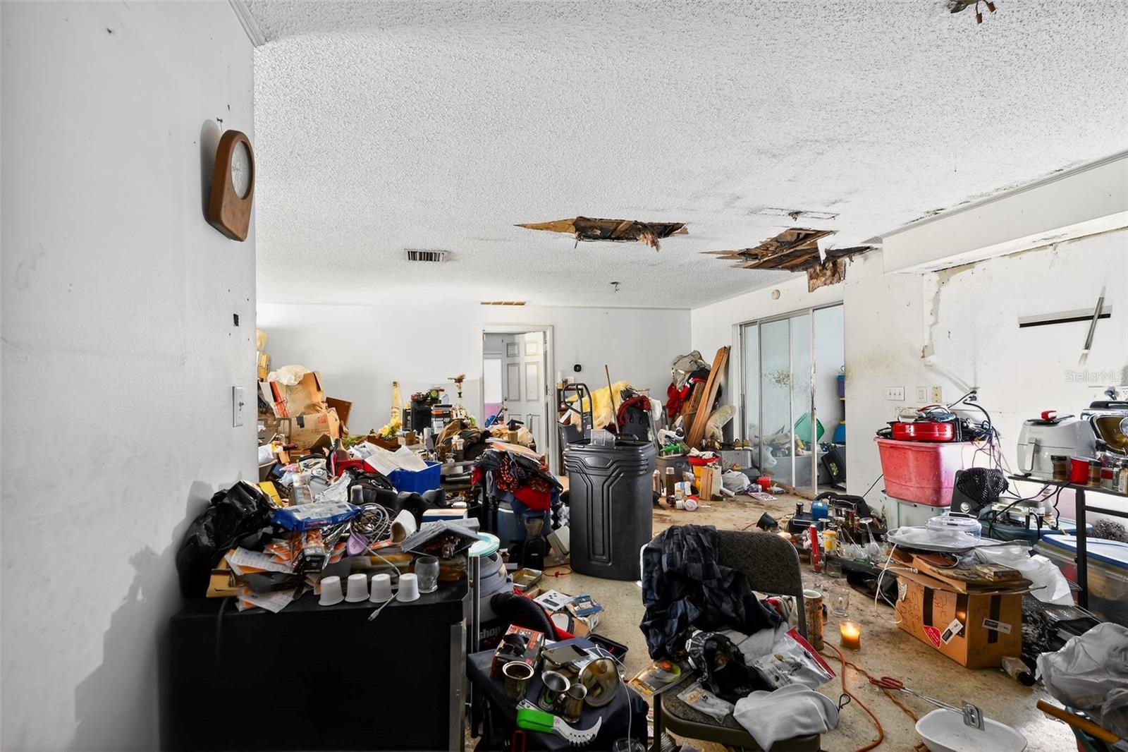 HOURGLASS LAKE SUB - Residential