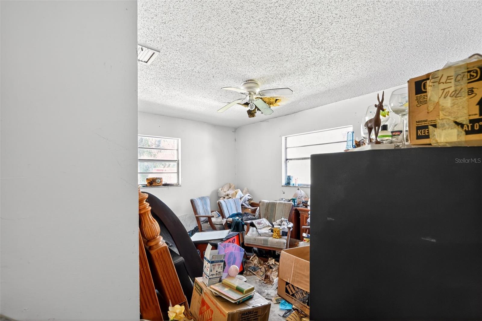 HOURGLASS LAKE SUB - Residential