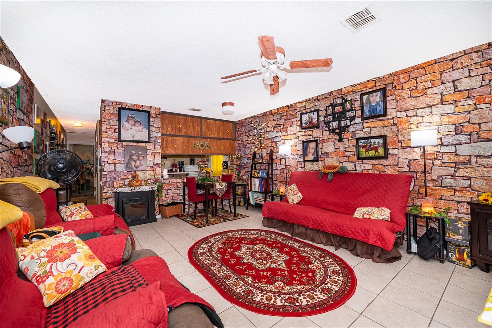 2421 SHANNON ROAD
