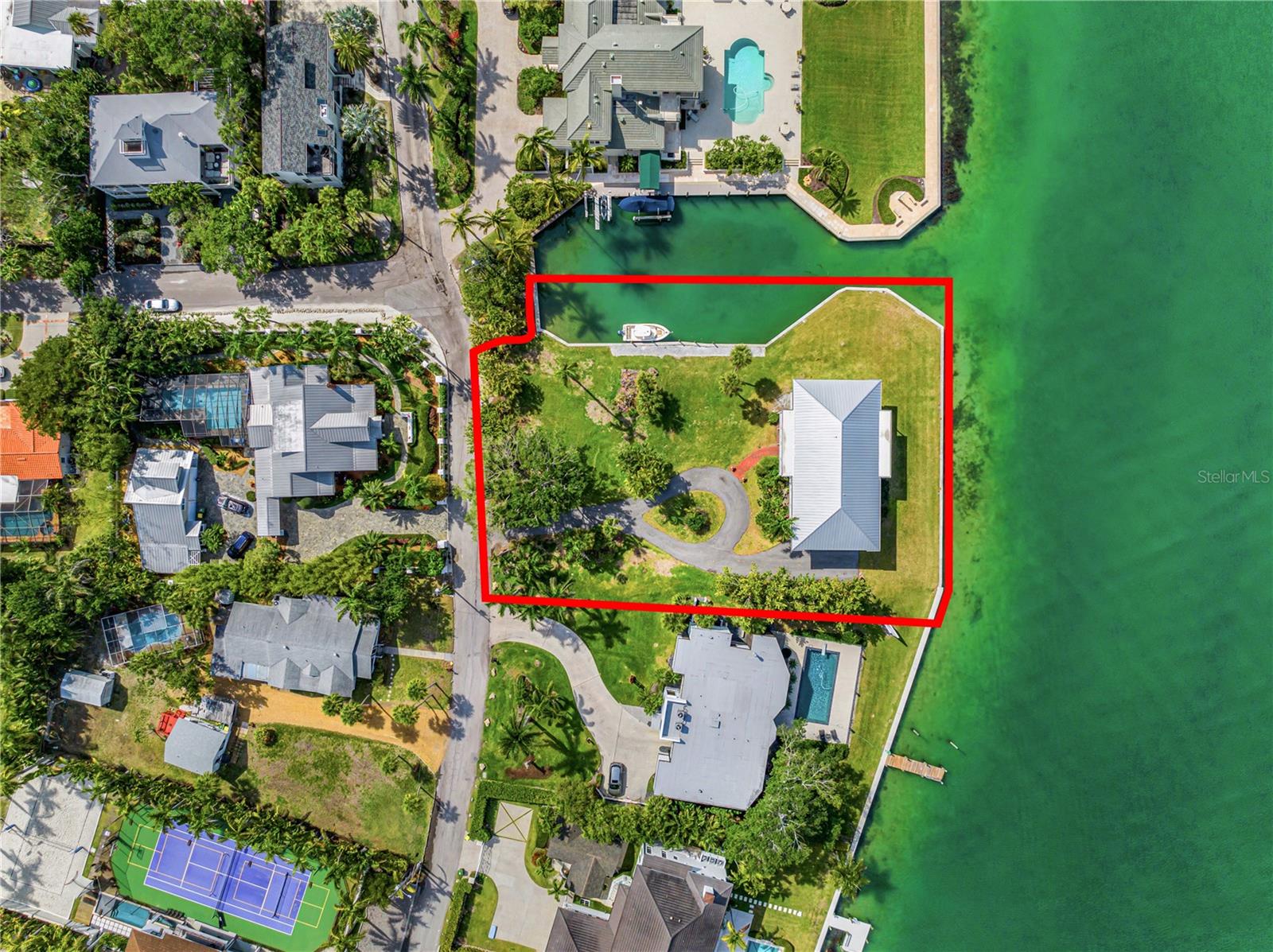 BAY ISLAND - Residential