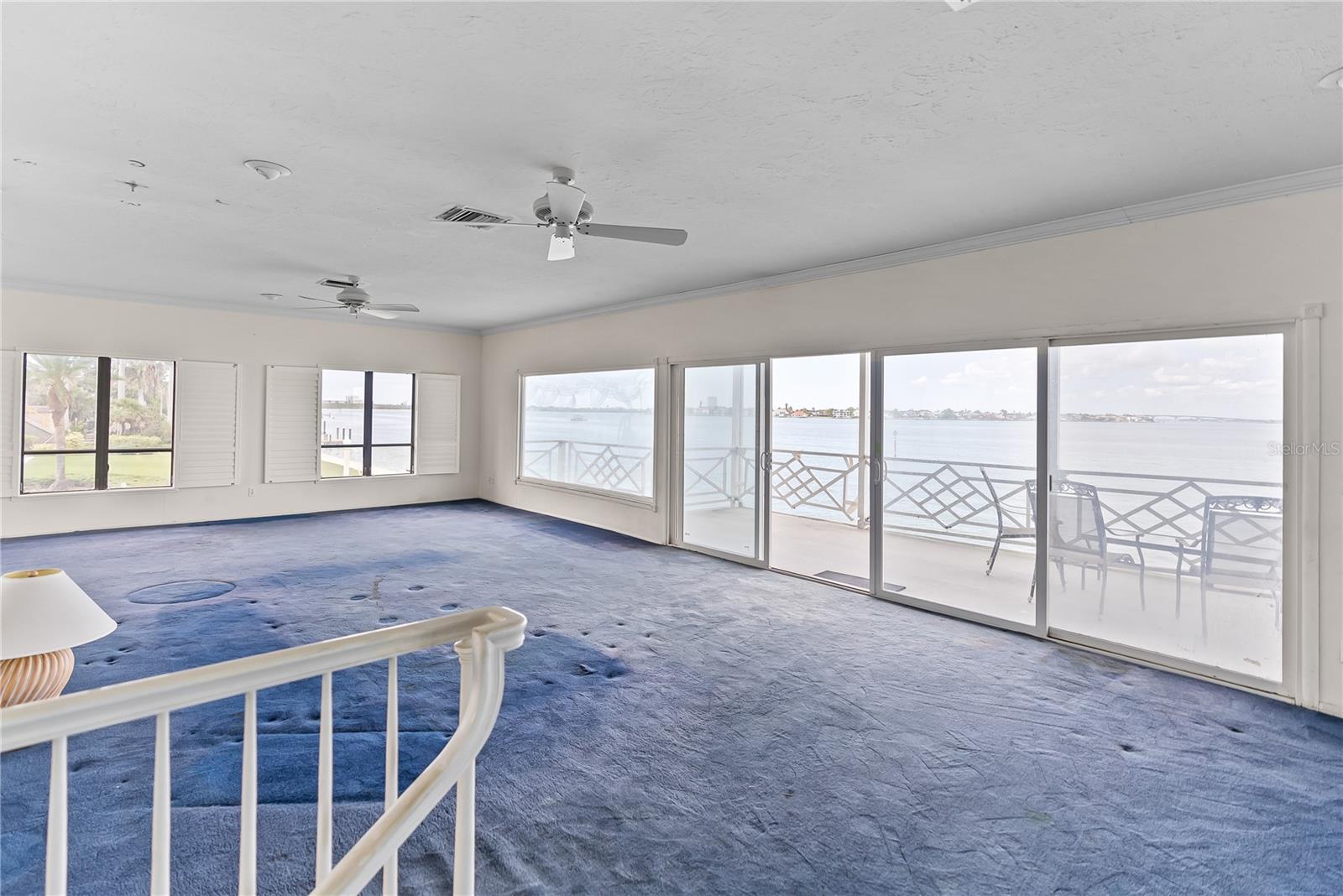 BAY ISLAND - Residential