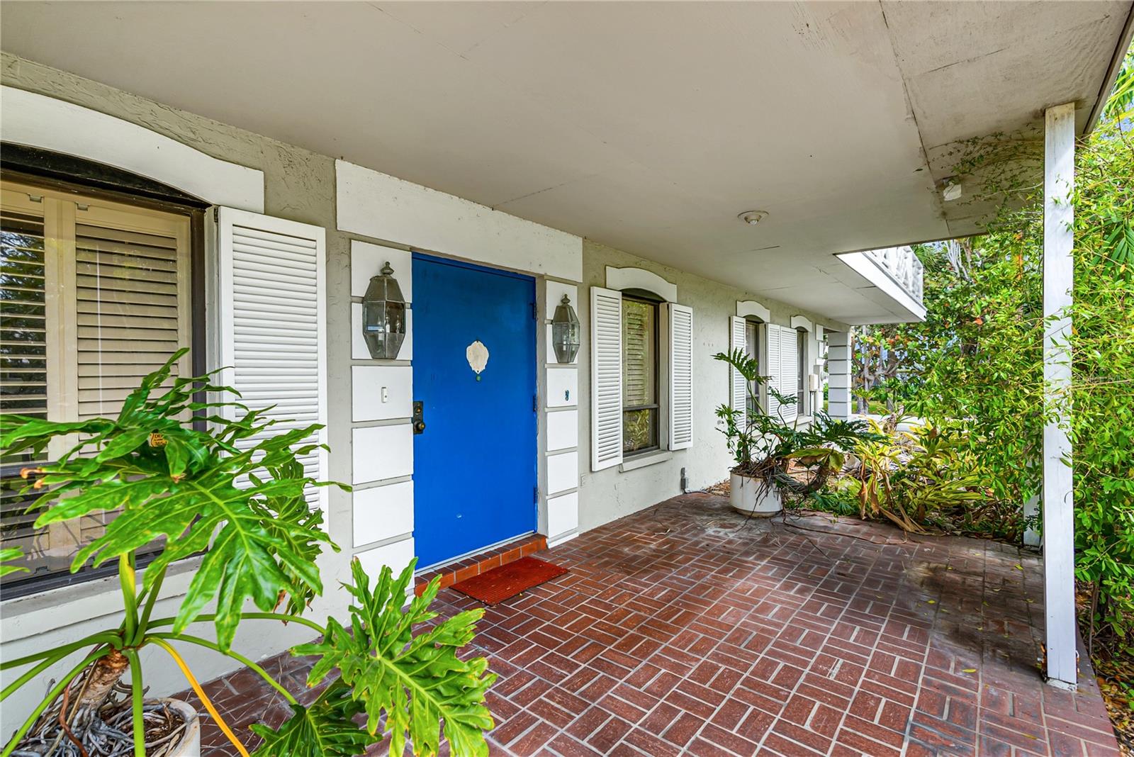 BAY ISLAND - Residential