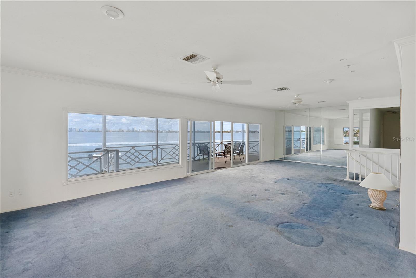 BAY ISLAND - Residential