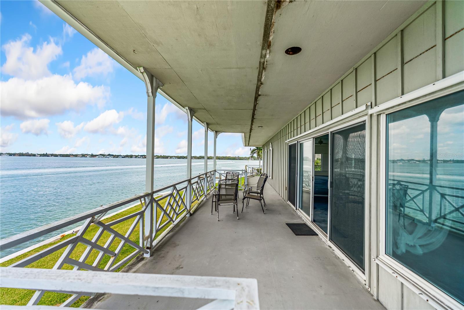 BAY ISLAND - Residential