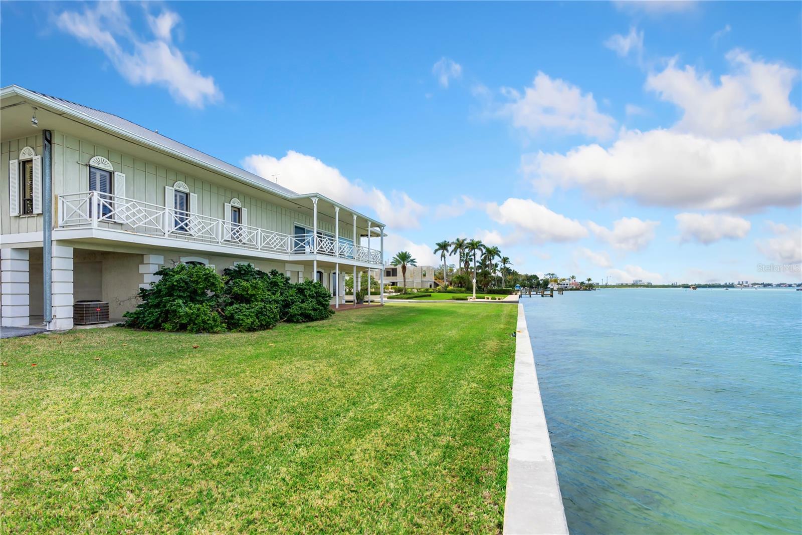 BAY ISLAND - Residential