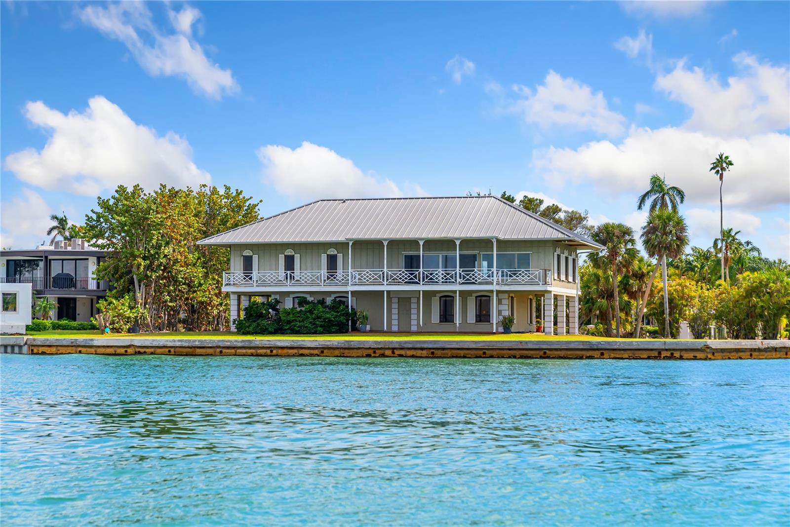 BAY ISLAND - Residential