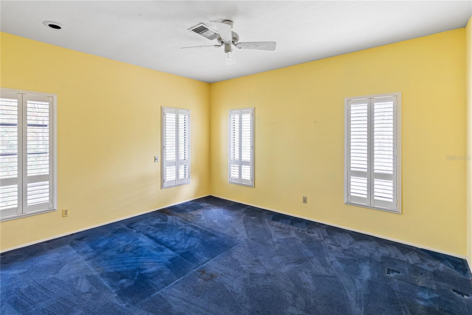 BAY ISLAND - Residential