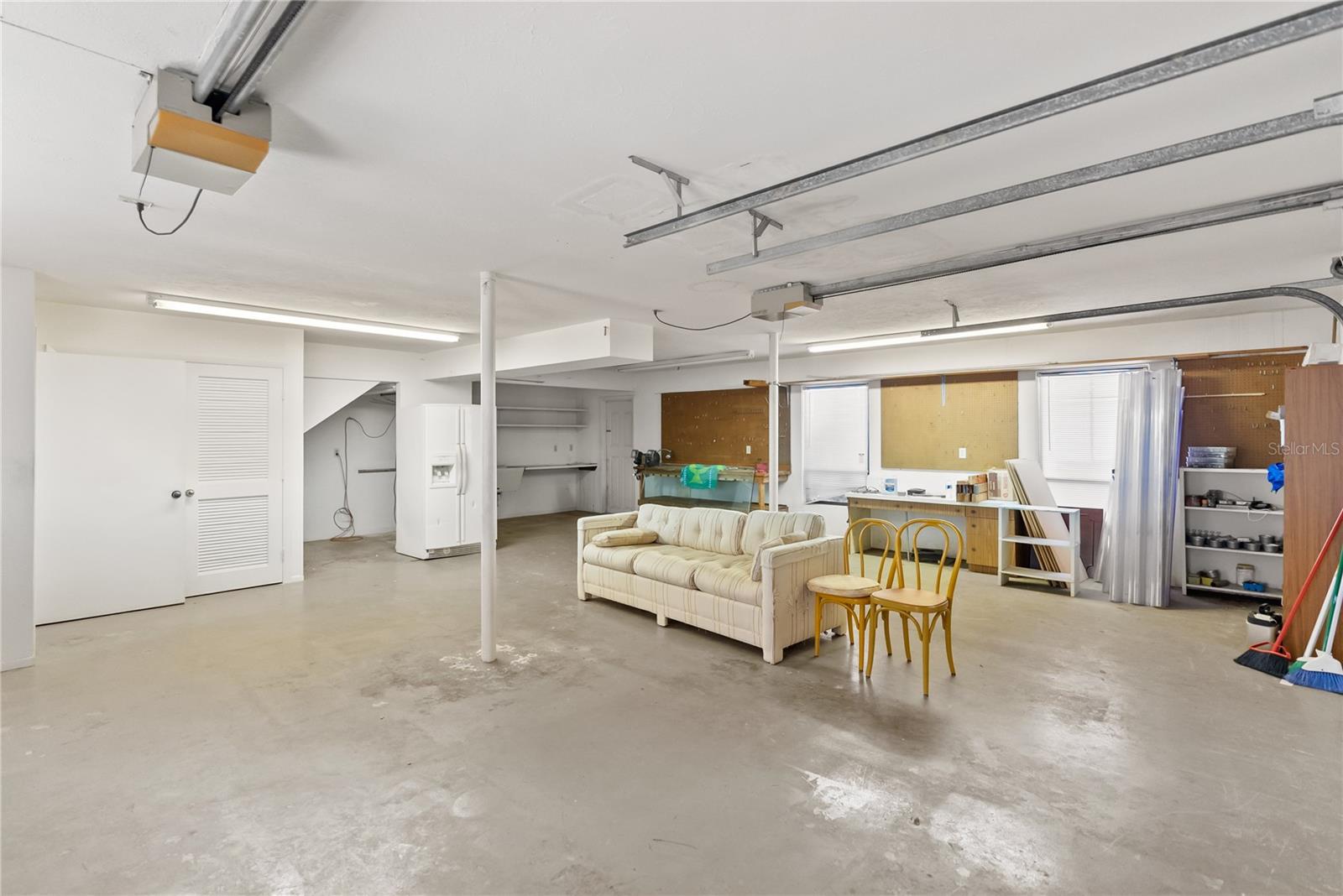 BAY ISLAND - Residential