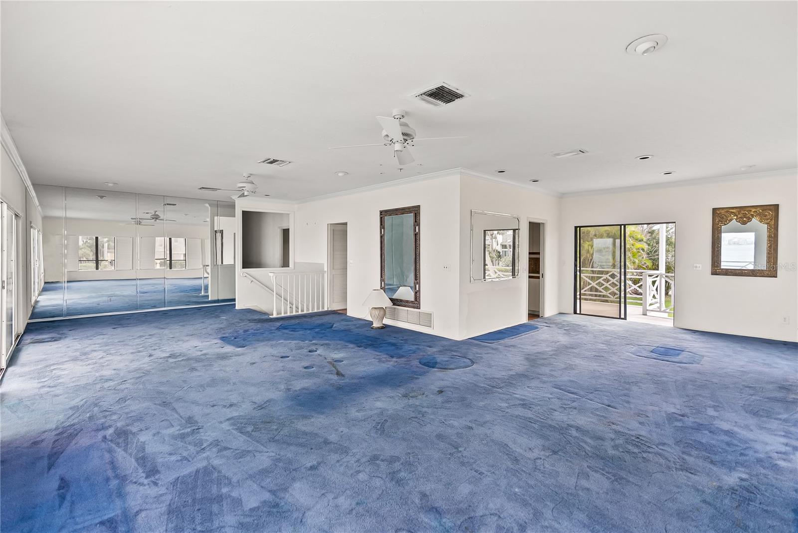 BAY ISLAND - Residential